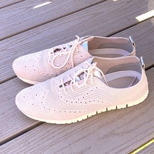 Cole Haan Zerogrand woven sneakers. Size 10